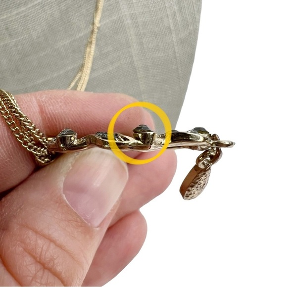 Gold Tone Multi Strand Gray Rhinestone Twisted Dangle Pendant Necklace - Picture 3 of 9